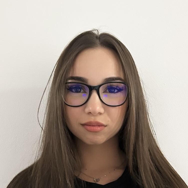 Member Image of Camelia-Daria Popa